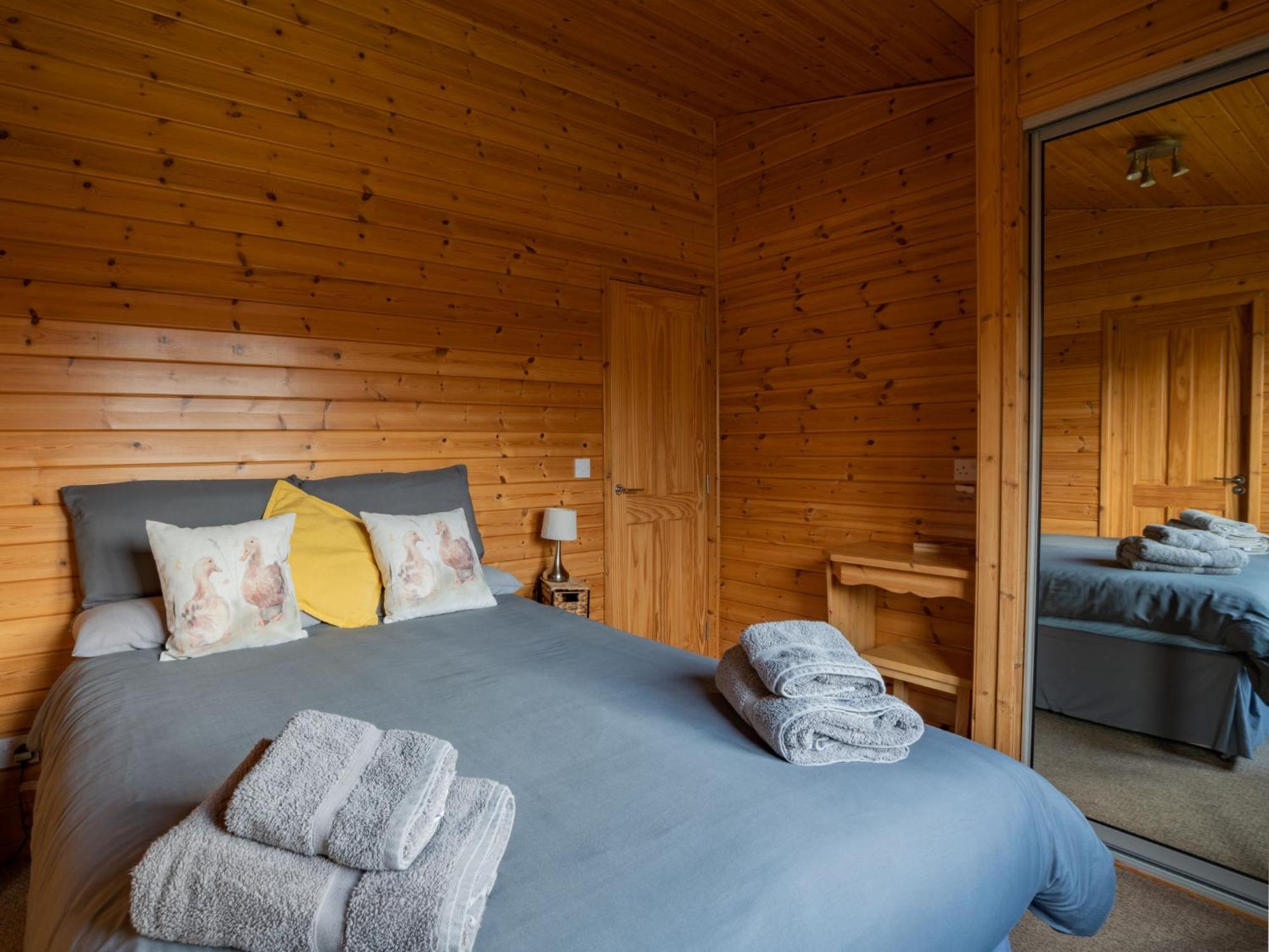 Chalet Loch Leven Lodge 10 By Interhome Kinross Buitenkant foto