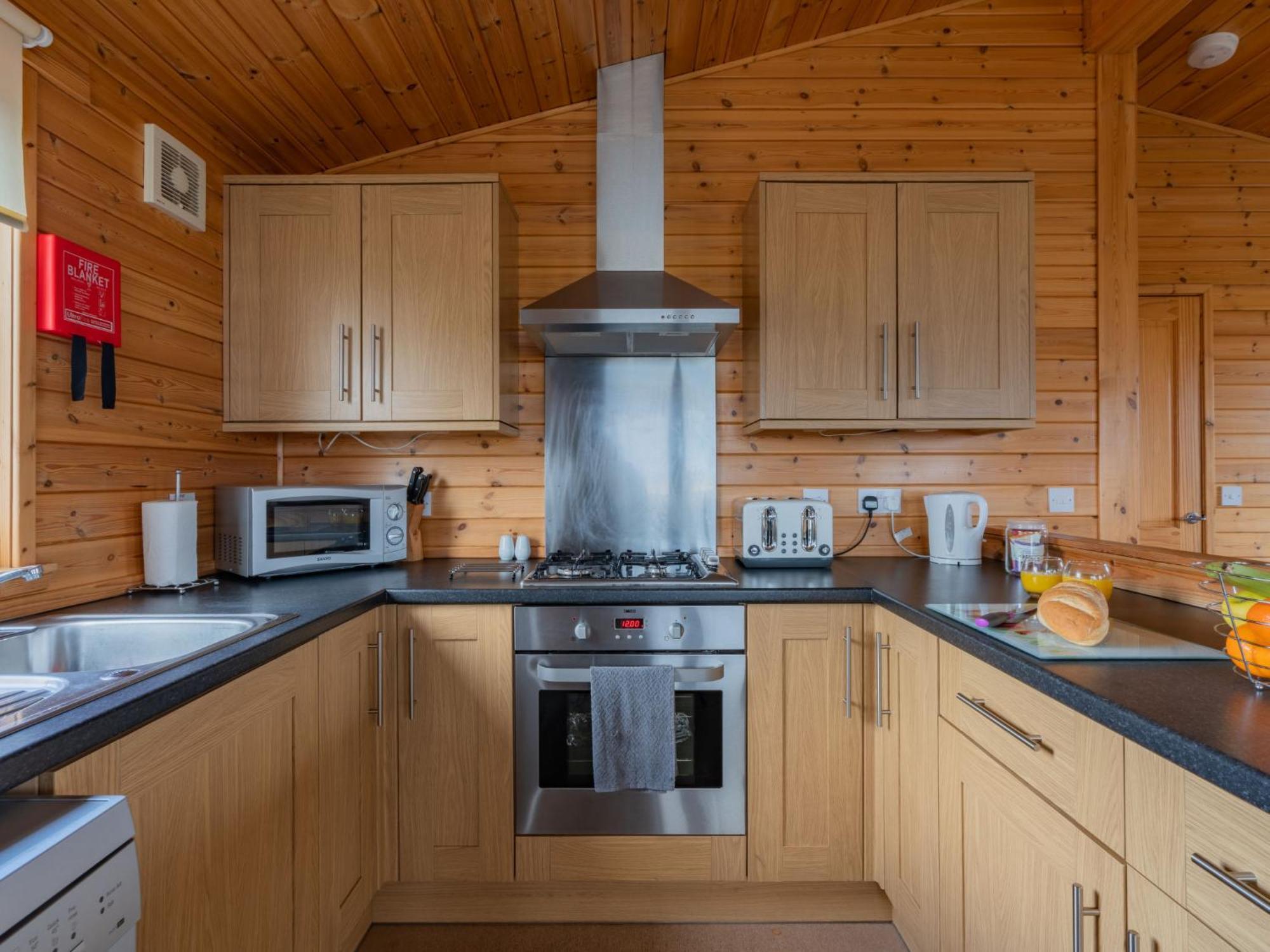 Chalet Loch Leven Lodge 10 By Interhome Kinross Buitenkant foto